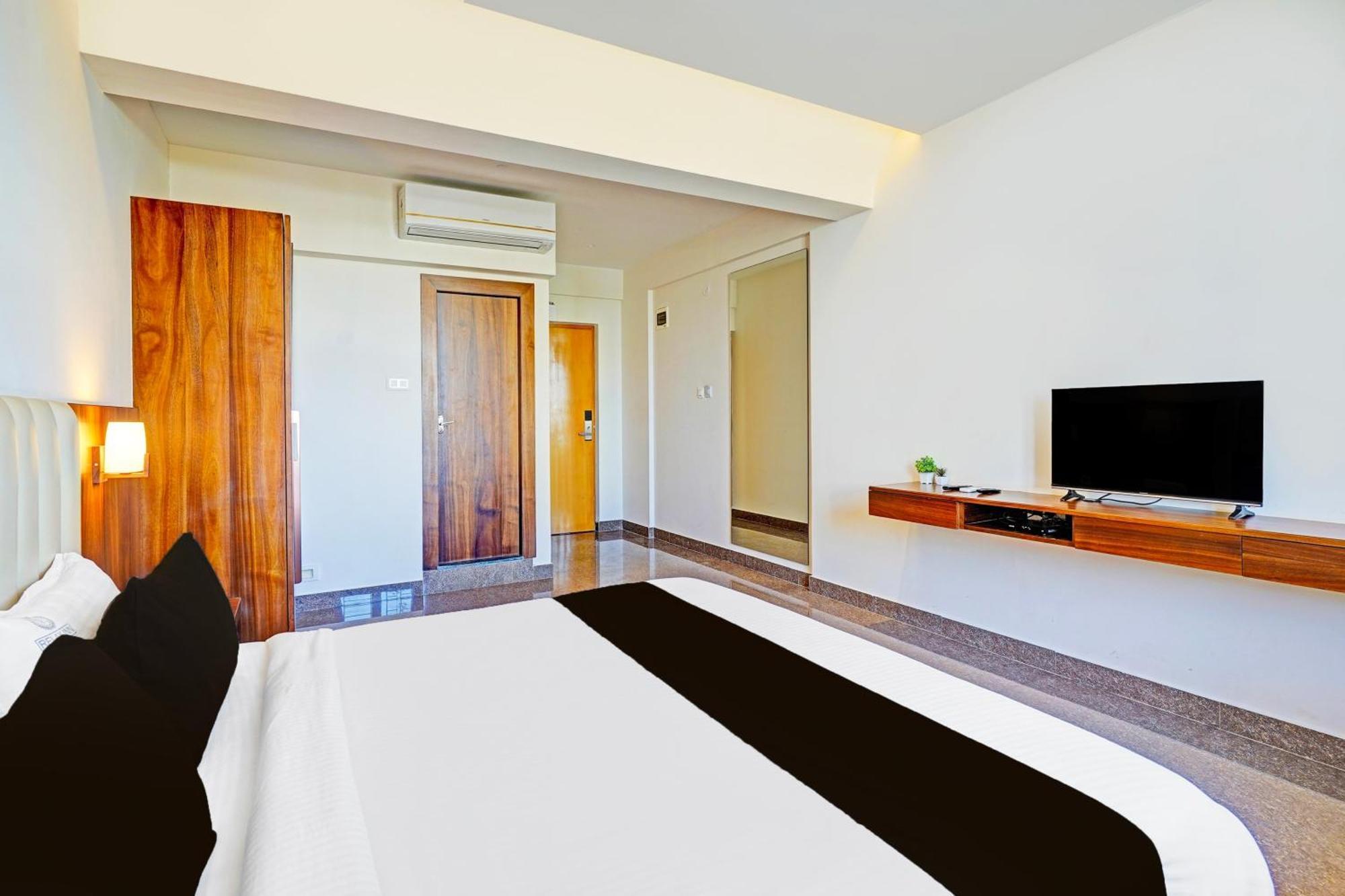 Super Townhouse Oak Electronic City Formerly Hotel Trubell Kammasandra Zewnętrze zdjęcie